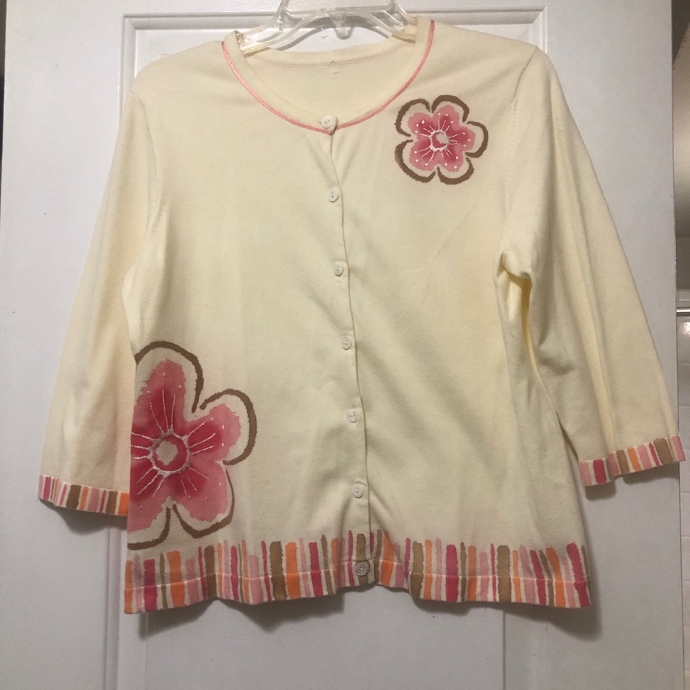 Cream Cardigan with Pink Floral Appliqué size M - Picture 3 of 7